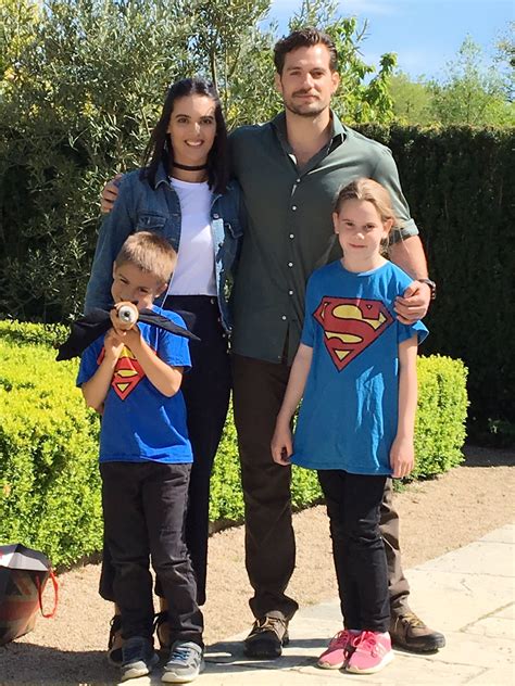 does henry cavill have children